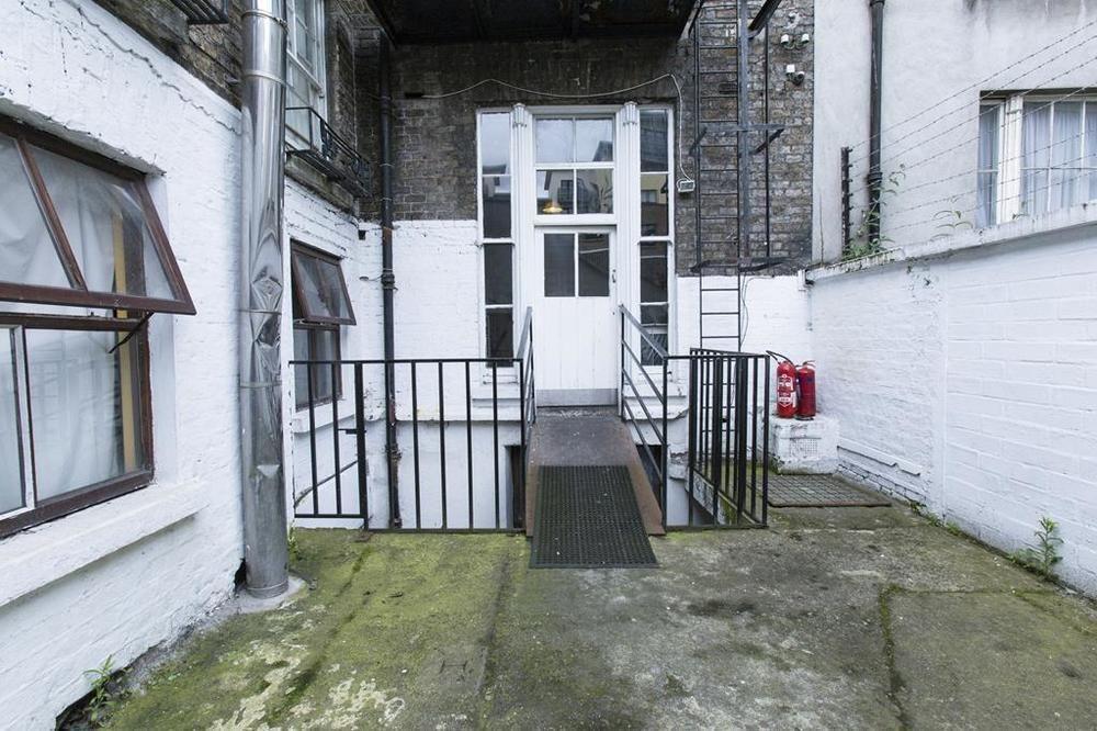 Backpackers D1Hostel Dublin Exterior photo